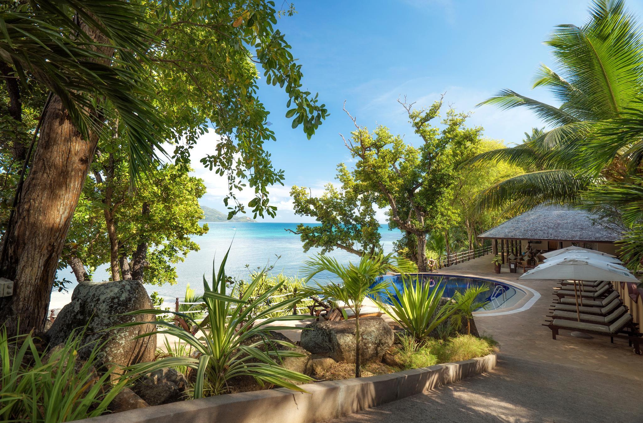 Cerf Island Complex 4*